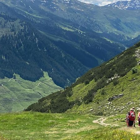 Royal Swan Appartement, Tirol Фюген Экстерьер фото